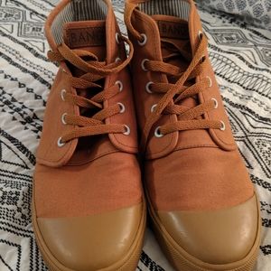 BANGS Sahara High Tops Size 8.5
